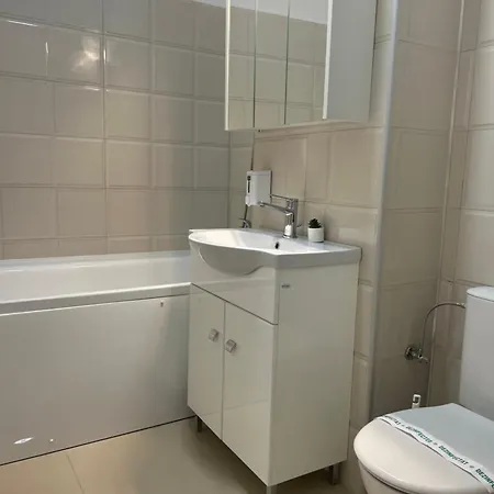 דירה Stylish With Balcony At Exigent Plaza - 04