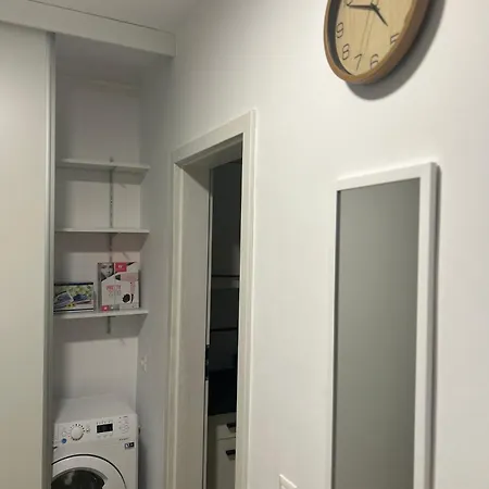 דירה Stylish With Balcony At Exigent Plaza - 04