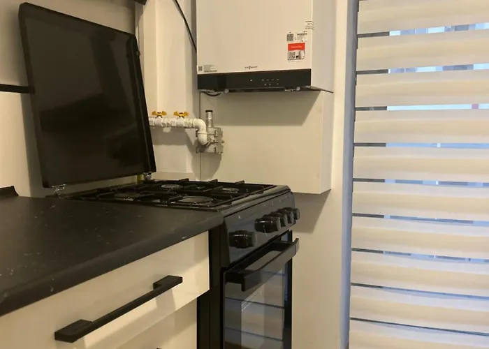 Stylish With Balcony At Exigent Plaza - 04 Апартаменты *