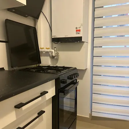 Stylish With Balcony At Exigent Plaza - 04 Appartement *